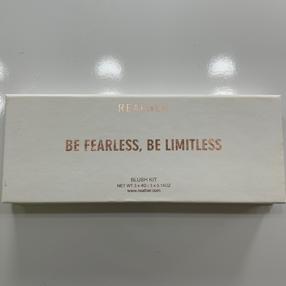 RealHer blush kit